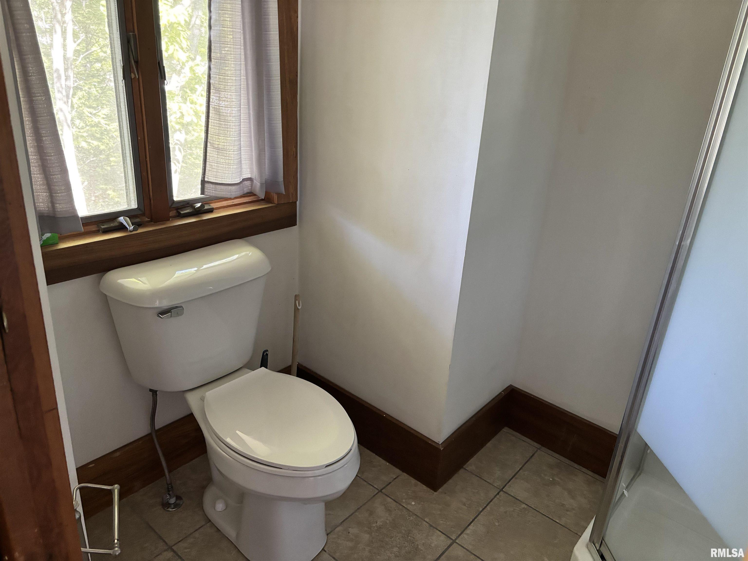 216 North Normal Street Macomb, IL 61455 - Photo 18 of 37