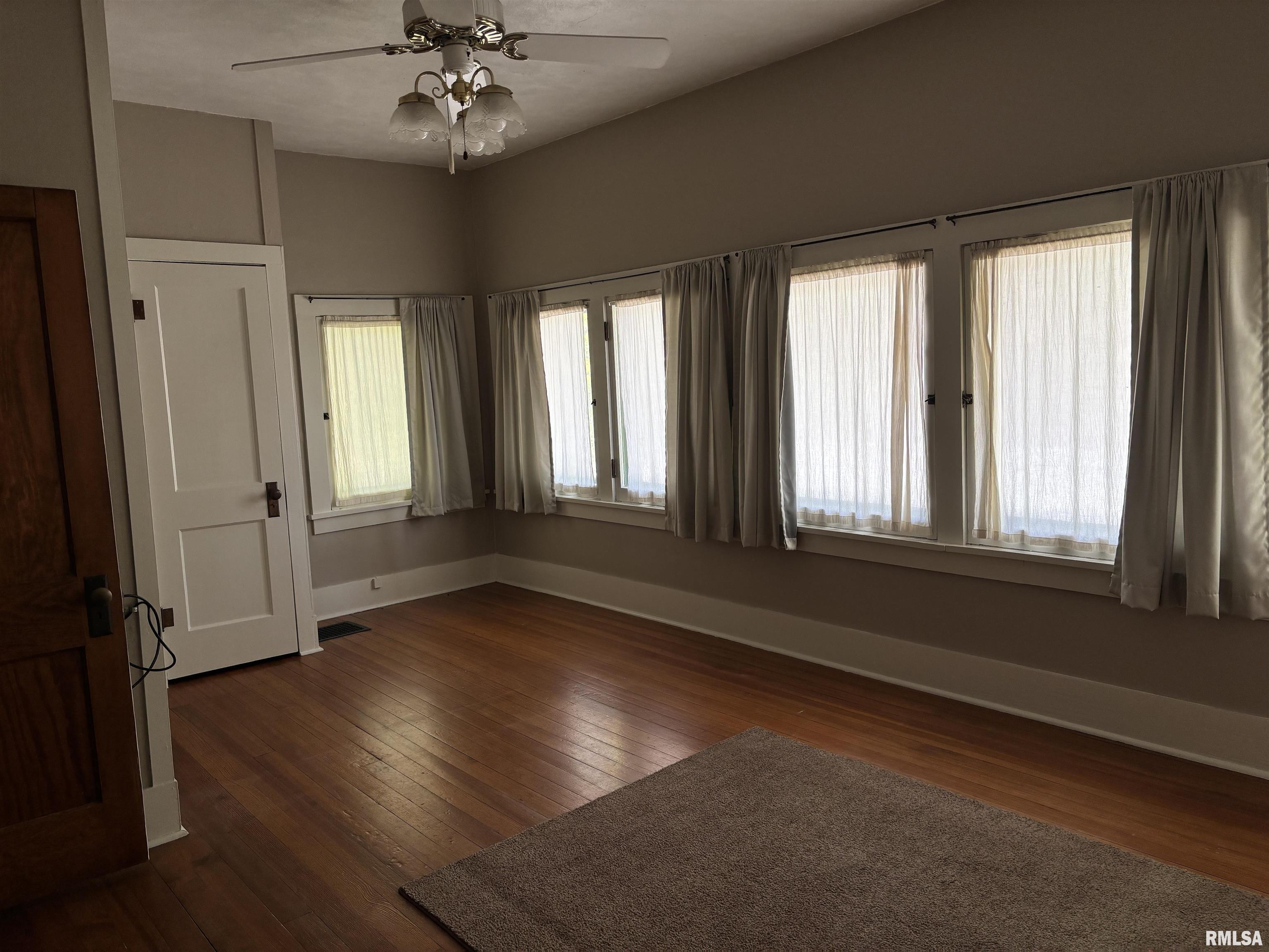 216 North Normal Street Macomb, IL 61455 - Photo 20 of 37