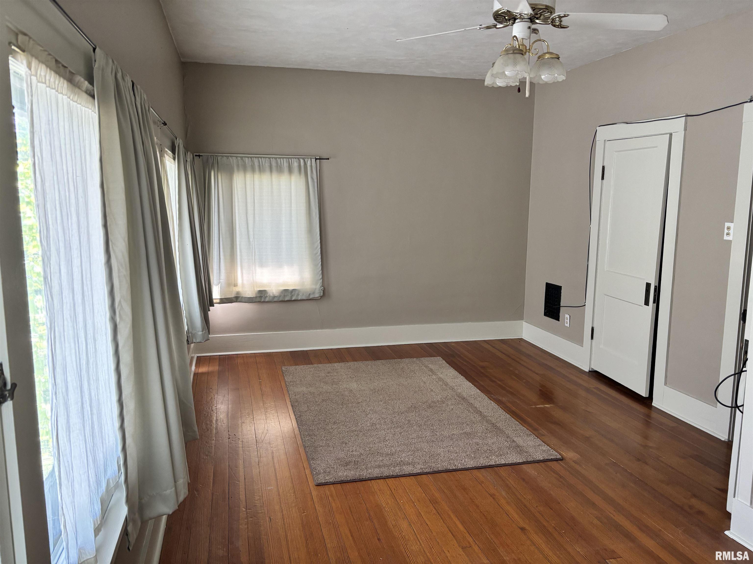 216 North Normal Street Macomb, IL 61455 - Photo 21 of 37