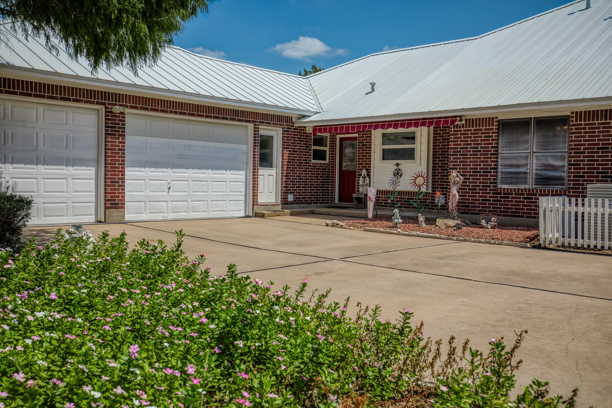 38134 Canty Road Hempstead, TX 77445 - Photo 9 of 48