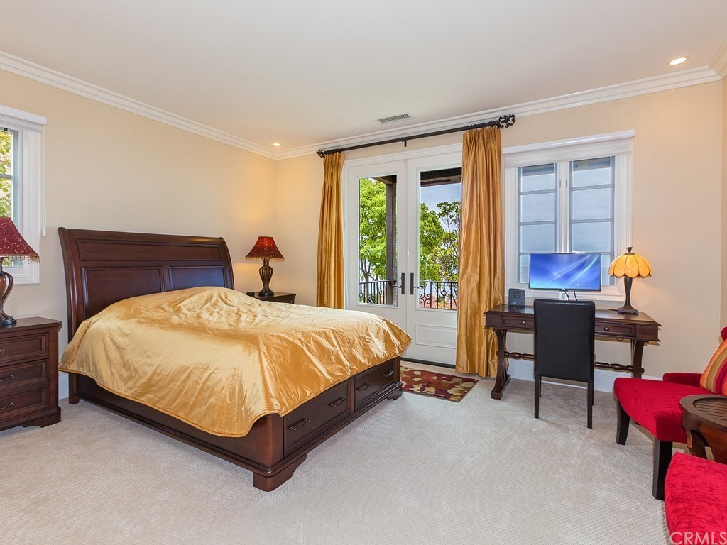 26 Tideline Bluff Newport Coast, CA 92657 - Photo 27 of 31 a bedroom with a bed and window