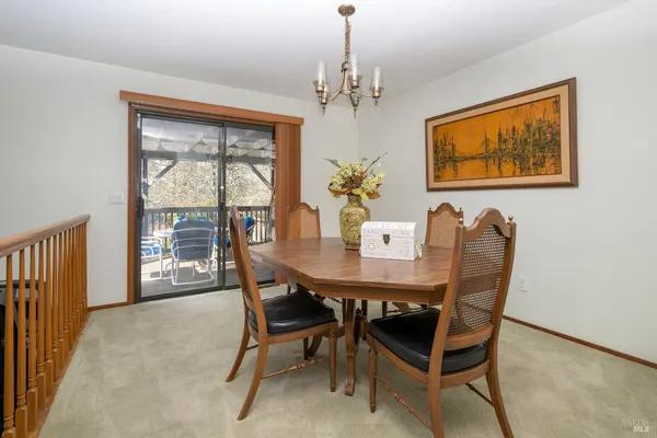 $575,000 | 9231 Lakewood Drive, Windsor, CA 95492