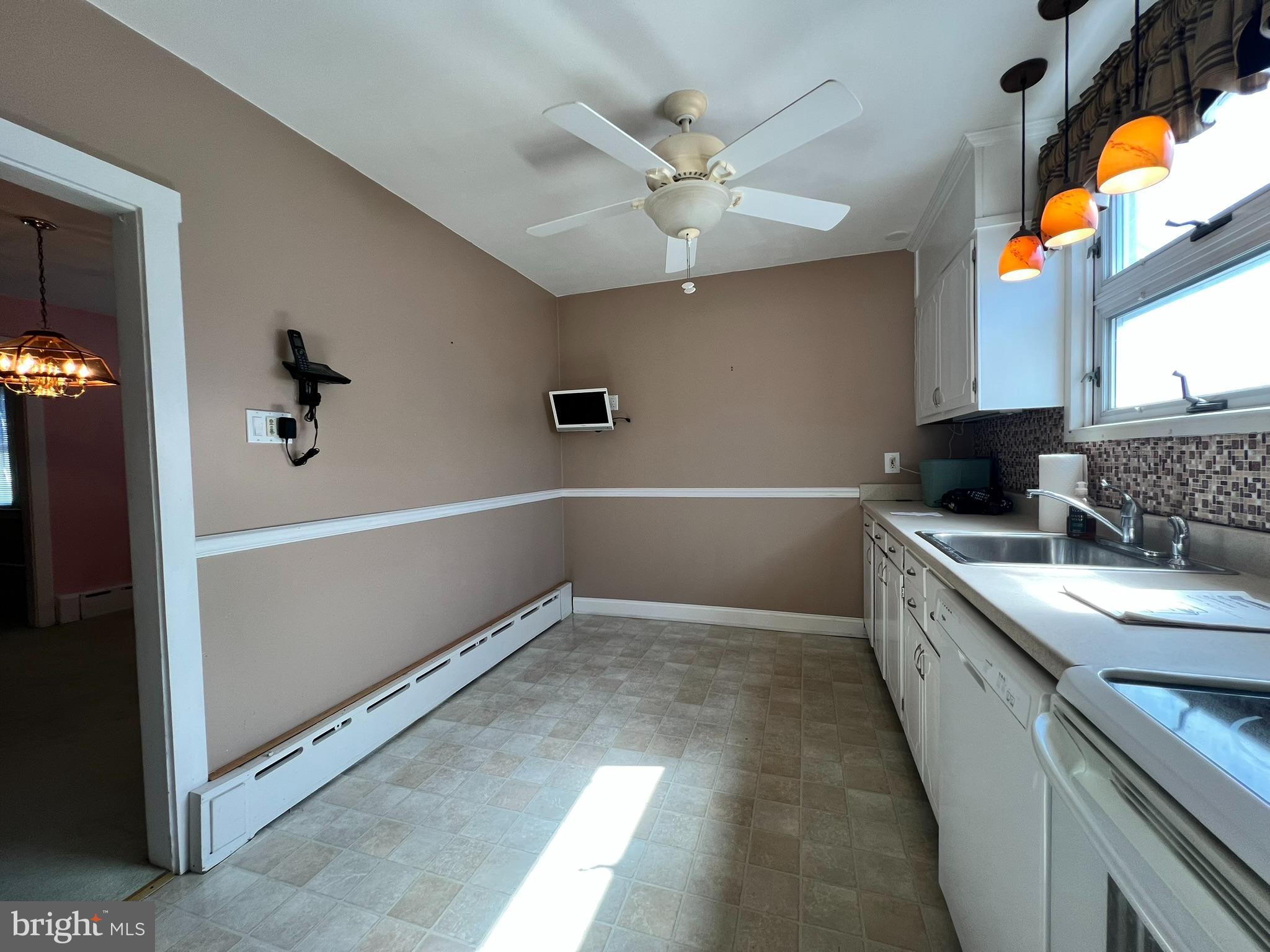 344 Fairfax Road Drexel Hill, PA 19026 - Photo 9 of 24