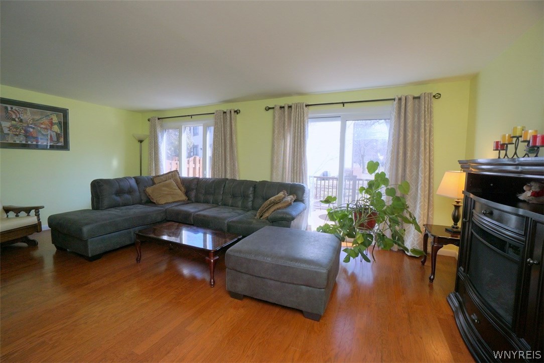 603 Charlesgate Circle Amherst, NY 14051 - Photo 5 of 31