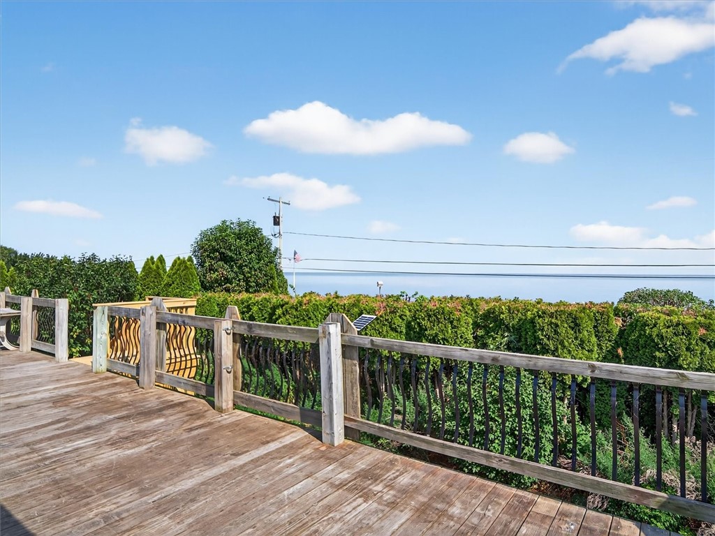 14462 Lakeshore Road Carlton, NY 14477 - Photo 5 of 33