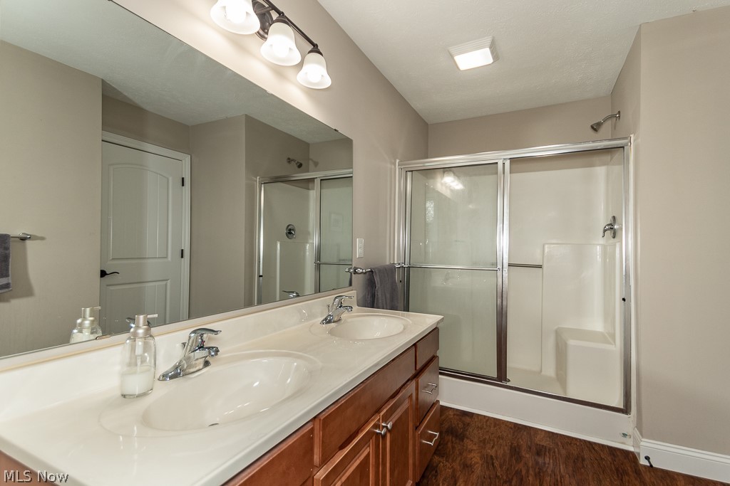 1505 Holmden Road South Euclid, OH 44121 - Photo 19 of 30