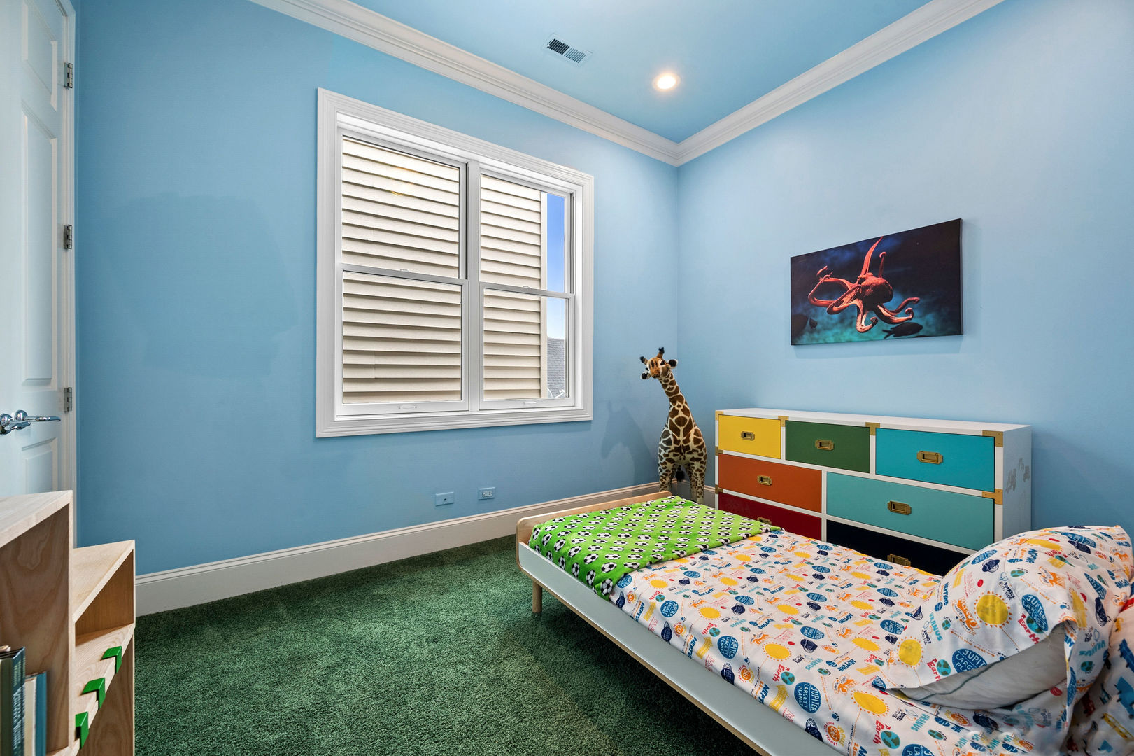 1421 West Lexington Street Chicago, IL 60607 - Photo 30 of 48 a bedroom with bed and a window