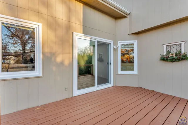 $299,900 | 3509 Southwest Westport Drive, Topeka, KS 66614