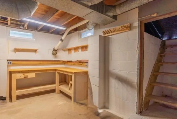 $299,900 | 4852 West Lake Road, Geneva Town, NY 14456