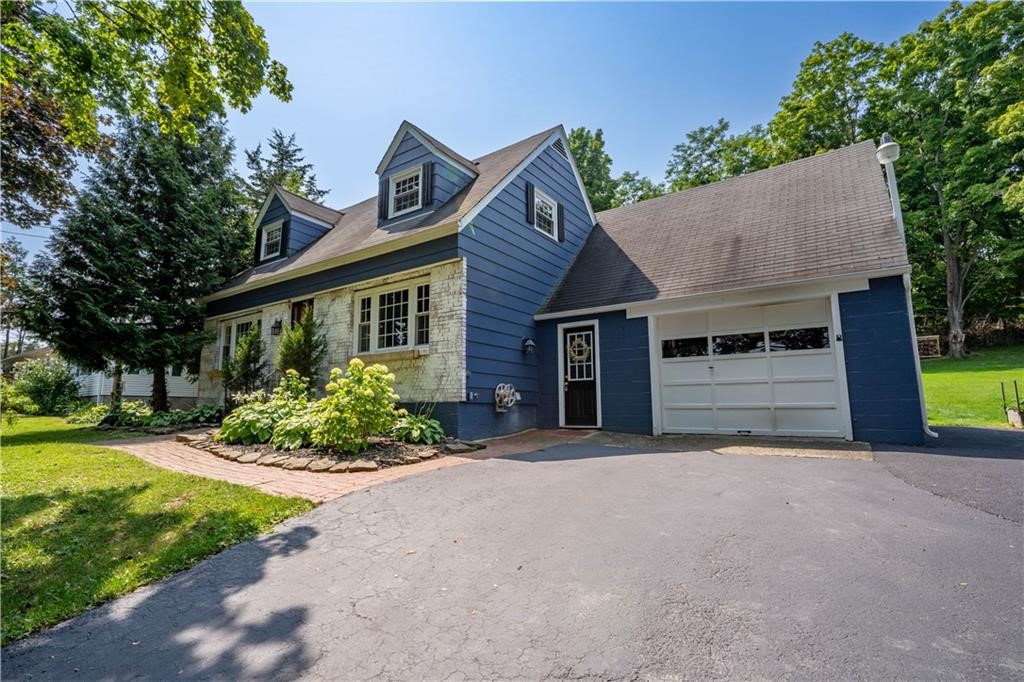 4852 West Lake Road Geneva Town, NY 14456 - Photo 4 of 32