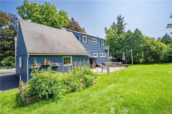 $299,900 | 4852 West Lake Road, Geneva Town, NY 14456