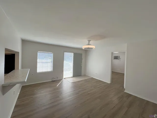 $1,250 | 1701 Lobdell Avenue, Unit 96, Baton Rouge, LA 70806