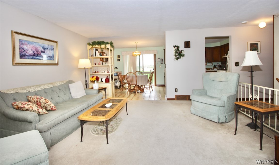 7980 Old Jennings Road Eden, NY 14057 - Photo 4 of 31 Living room