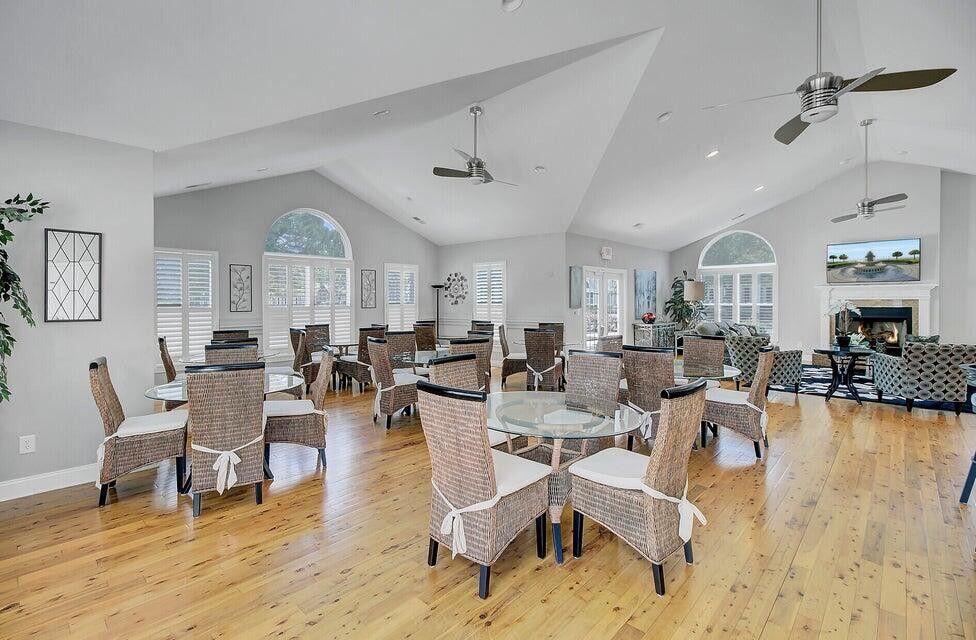 8800 Dorchester Road, Unit 2001 North Charleston, SC 29420 - Photo 46 of 57 Clubhouse Seating