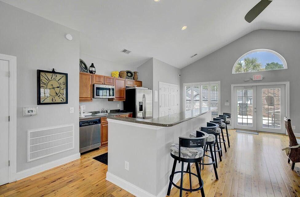 8800 Dorchester Road, Unit 2001 North Charleston, SC 29420 - Photo 47 of 57 Clubhouse Kitchen