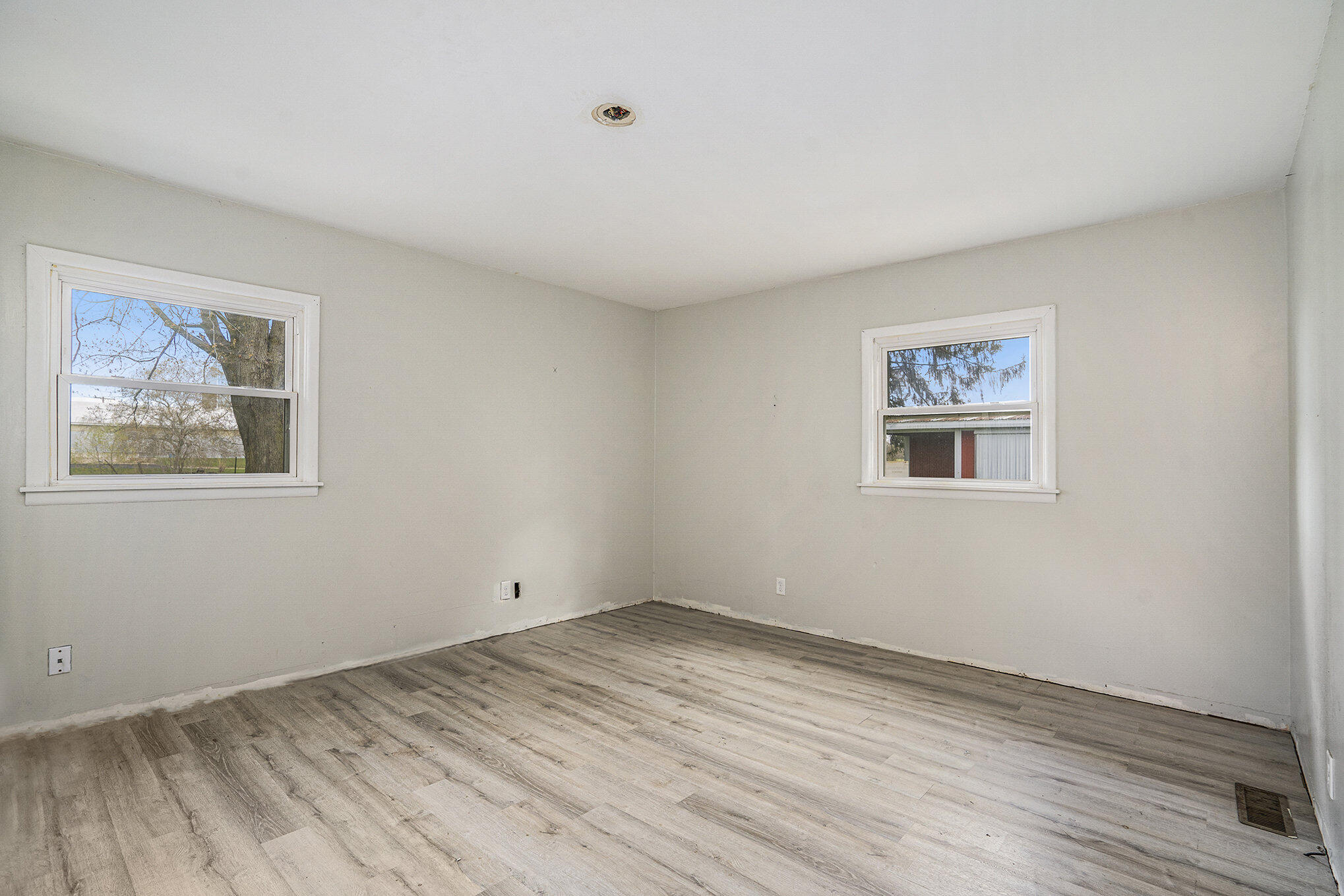 48538 County Road 352 Decatur, MI 49045 - Photo 15 of 32 015_jbs07031jbs07031jbs07031