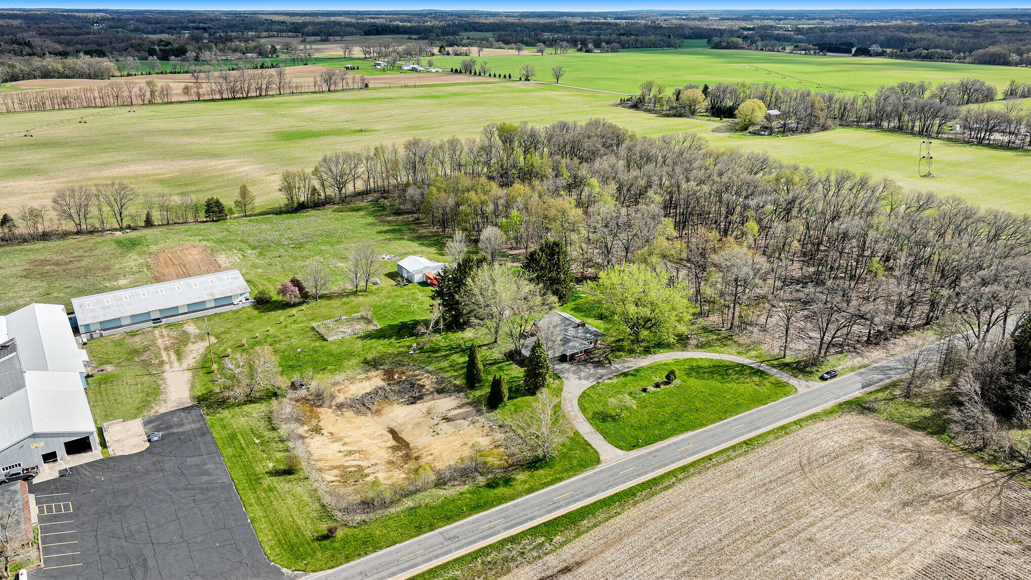 48538 County Road 352 Decatur, MI 49045 - Photo 28 of 32 032_dji_0117