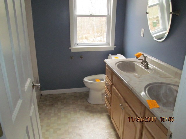 225 Knibb Road Burrillville, RI 02859 - Photo 9 of 10