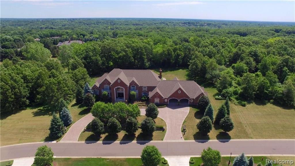 5249 Orchard Ridge Drive Rochester, MI 48306 - Photo 3 of 36