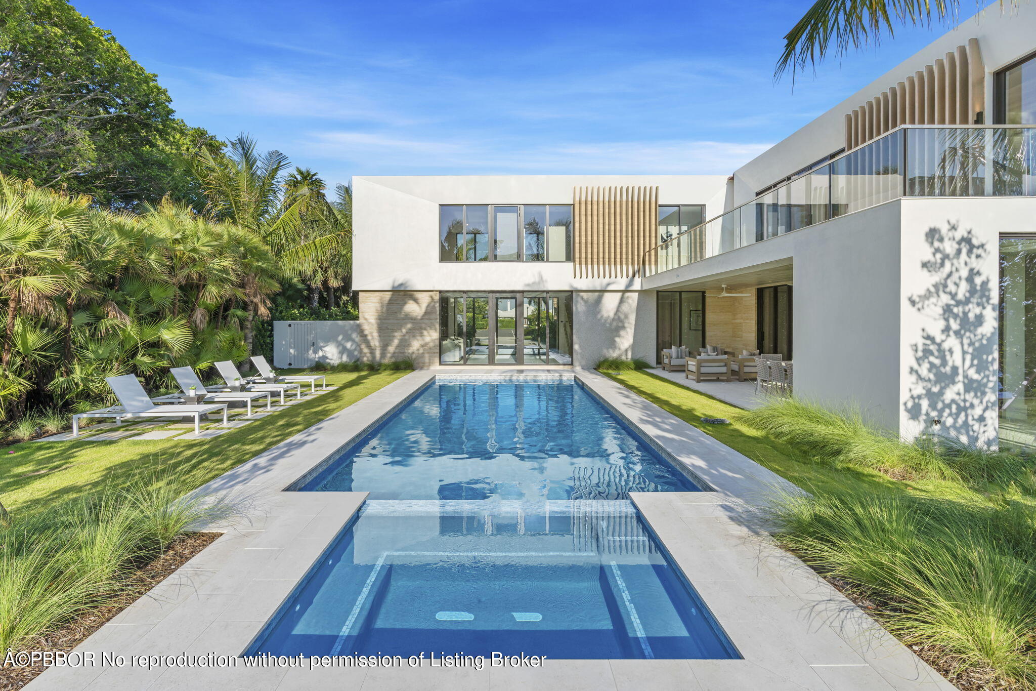 2291 Ibis Isle Road East Palm Beach, FL 33480 - Photo 4 of 32 9-web-or-mls-DSC09967