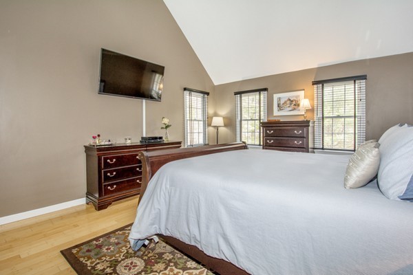 37 Huckleberry Road Hopkinton, MA 01748 - Photo 16 of 30 Gallery Image 16