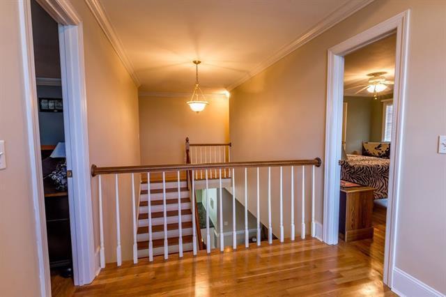 779 Sable Road Spring City, TN 37381 - Photo 50 of 82 50-Upstairs foyer