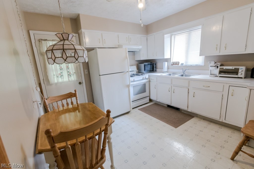 8850 Taylor May Road Chagrin Falls, OH 44023 - Photo 15 of 18 Gallery Image 15