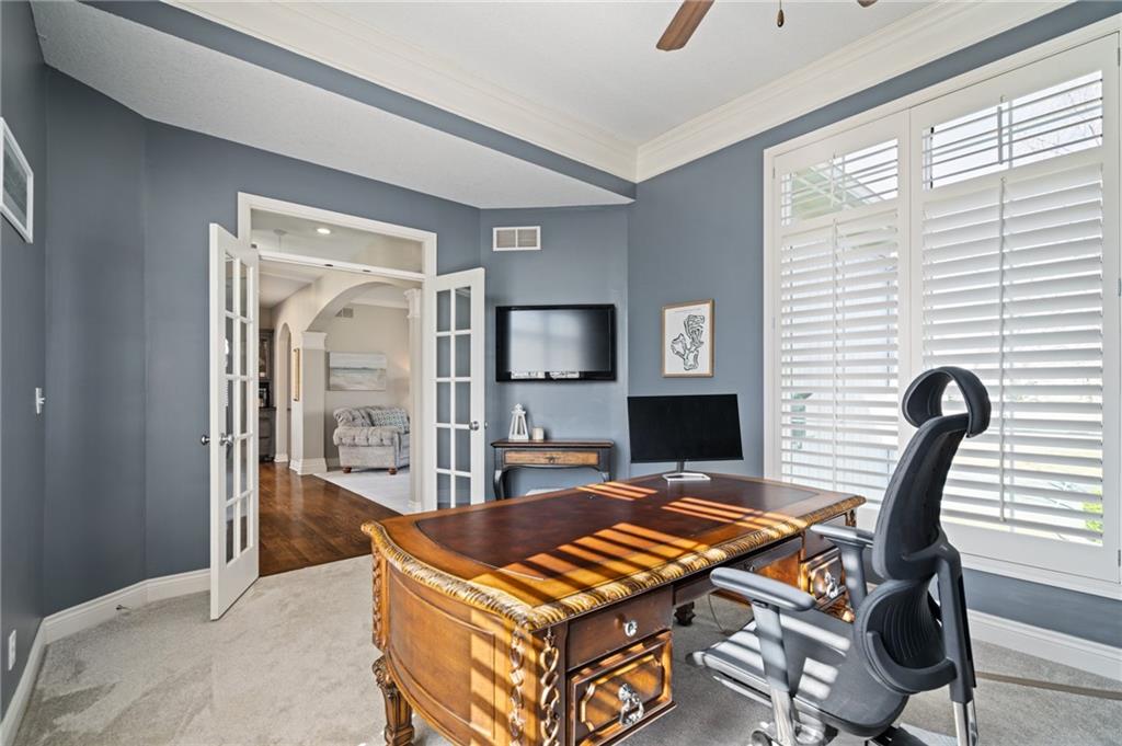 8926 Quail Ridge Lane Lenexa, KS 66220 - Photo 16 of 79