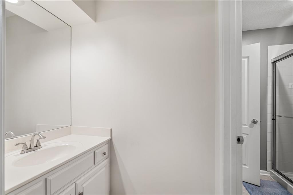 8926 Quail Ridge Lane Lenexa, KS 66220 - Photo 45 of 79