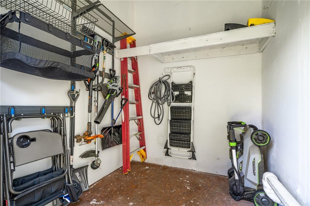 8926 Quail Ridge Lane Lenexa, KS 66220 - Photo 70 of 79