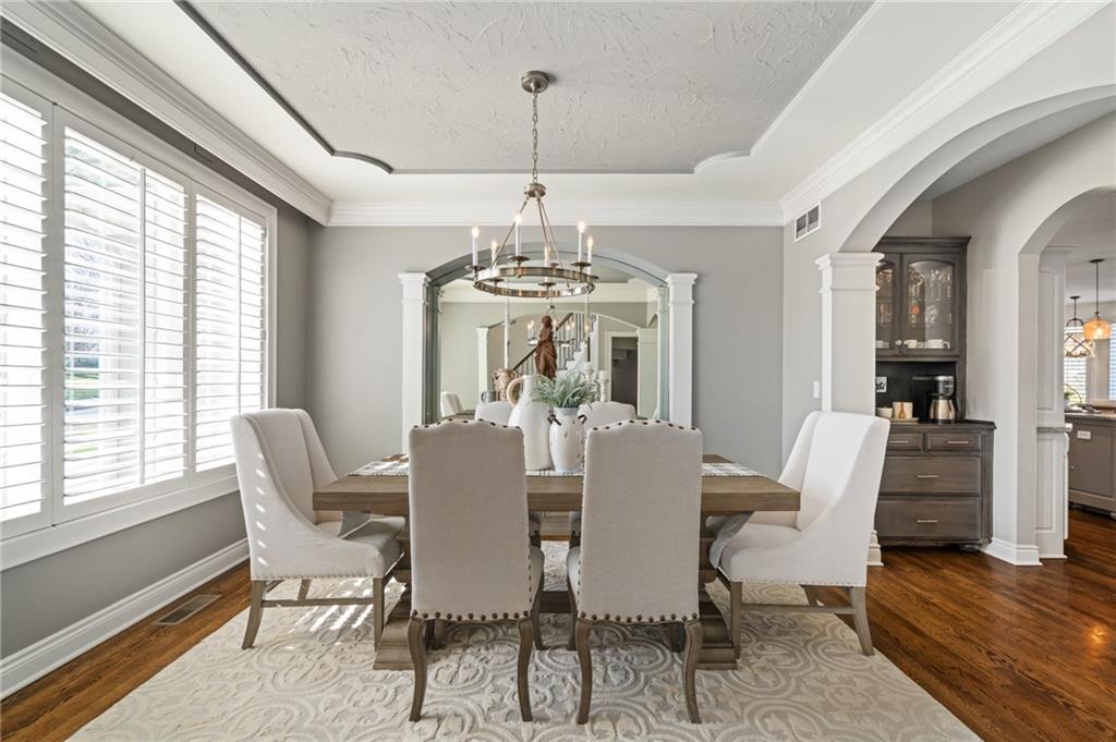 8926 Quail Ridge Lane Lenexa, KS 66220 - Photo 7 of 79