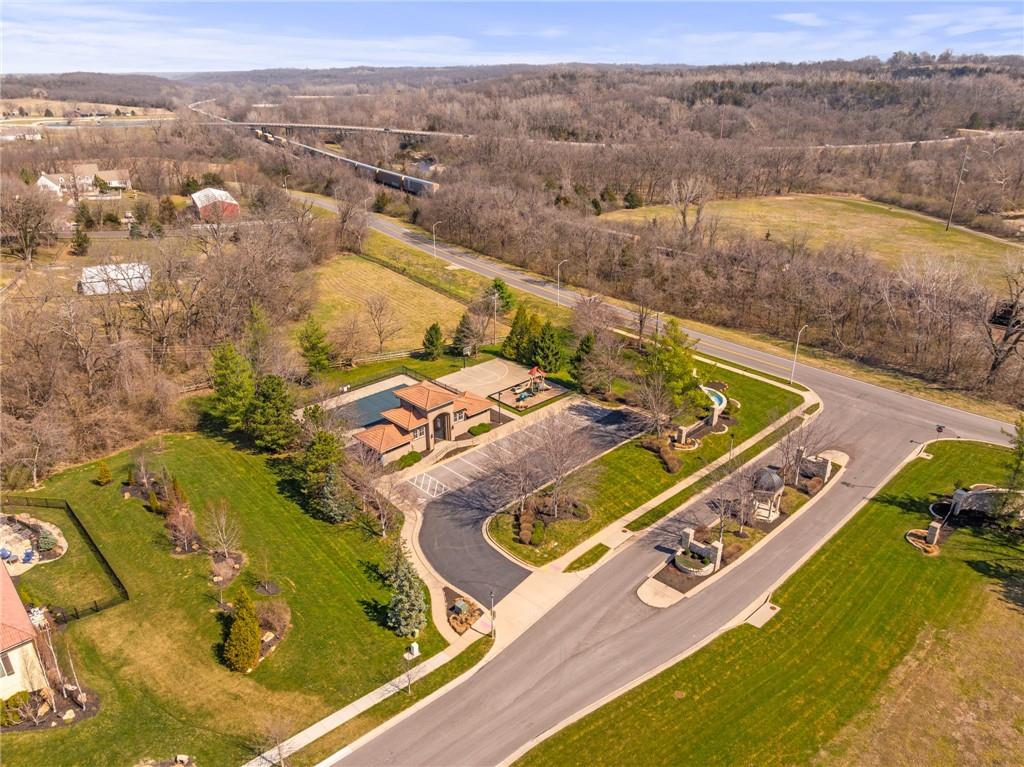 8926 Quail Ridge Lane Lenexa, KS 66220 - Photo 74 of 79