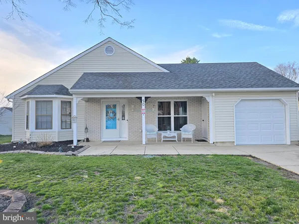 $450,000 | 20 South Mars Drive, Sewell, NJ 08080