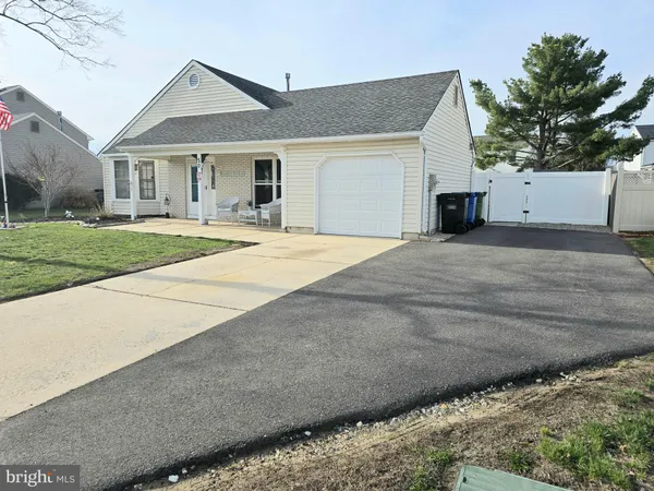 $450,000 | 20 South Mars Drive, Sewell, NJ 08080