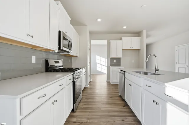 $321,299 | 700 Hadley Place, Unit AA 70, Enoree, SC 29335