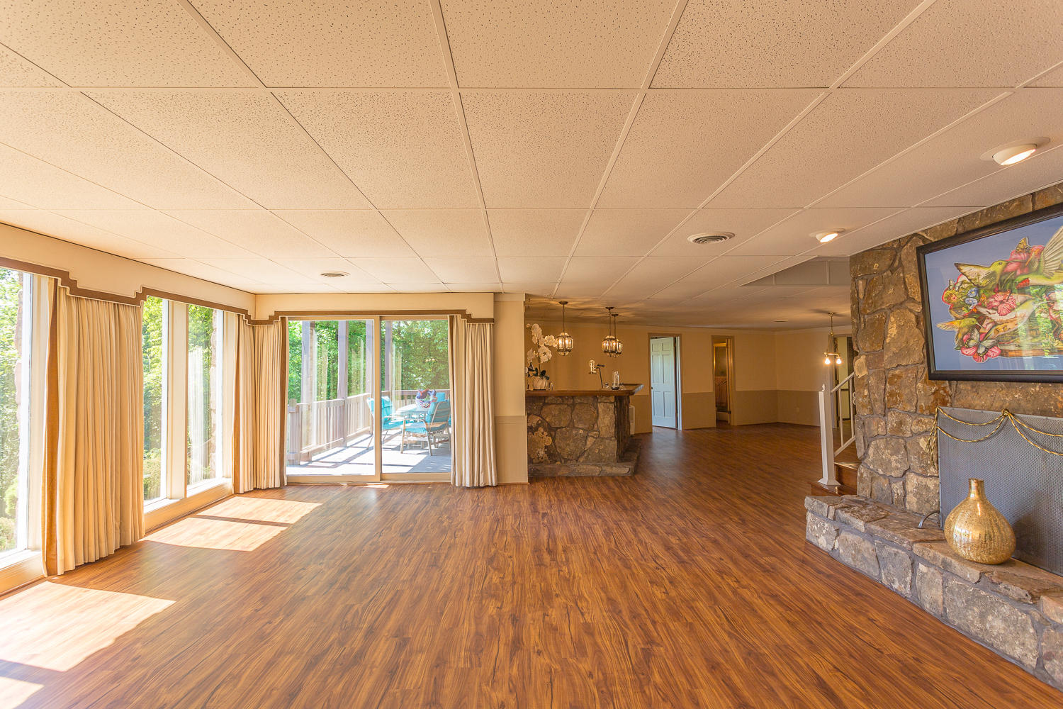 5312 Inlet View Lane Hixson, TN 37343 - Photo 40 of 50 expansive family room/den