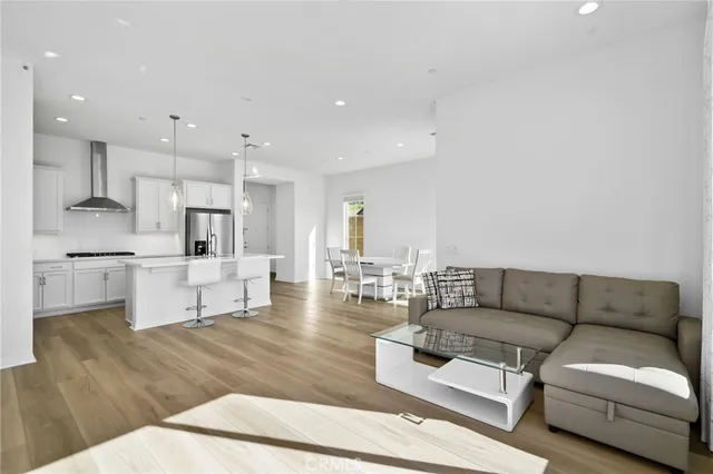 $580,000 | 11957 Shadeland Drive, Corona, CA 92883