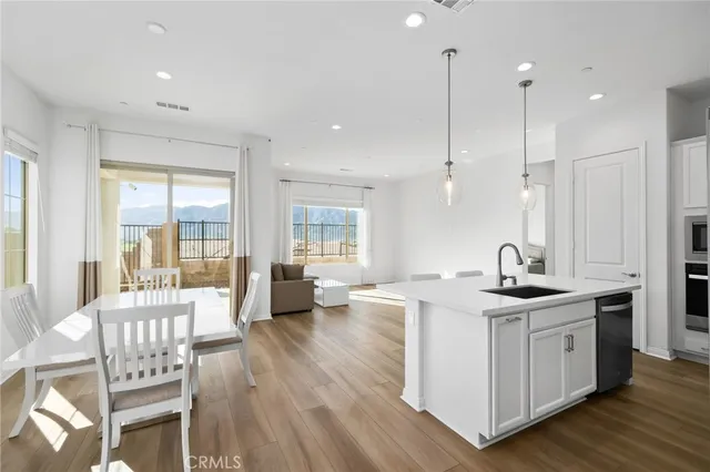 $580,000 | 11957 Shadeland Drive, Corona, CA 92883