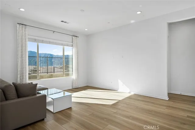 $580,000 | 11957 Shadeland Drive, Corona, CA 92883