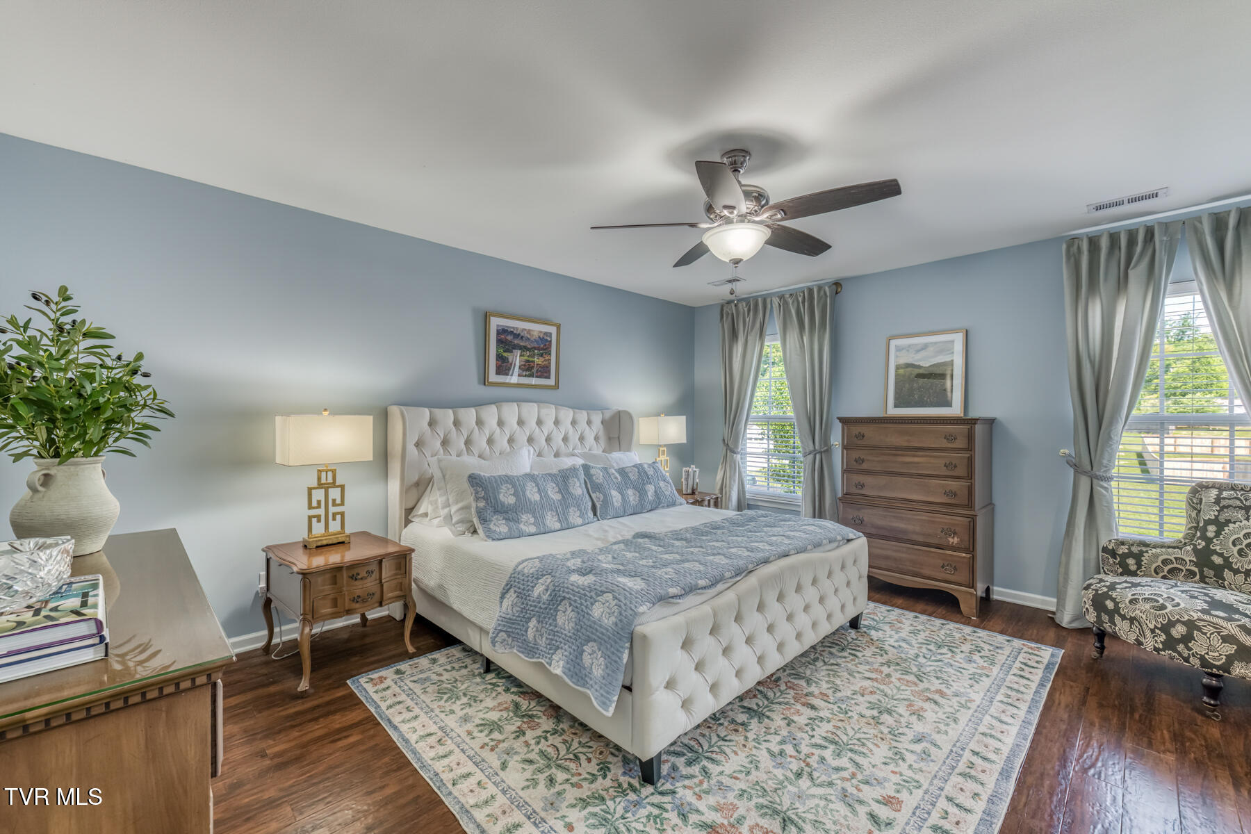 394 Kings Road Piney Flats, TN 37686 - Photo 25 of 51 Primary Suite