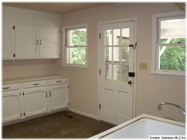 1608 Shades Crest Road Birmingham, AL 35226 - Photo 20 of 30