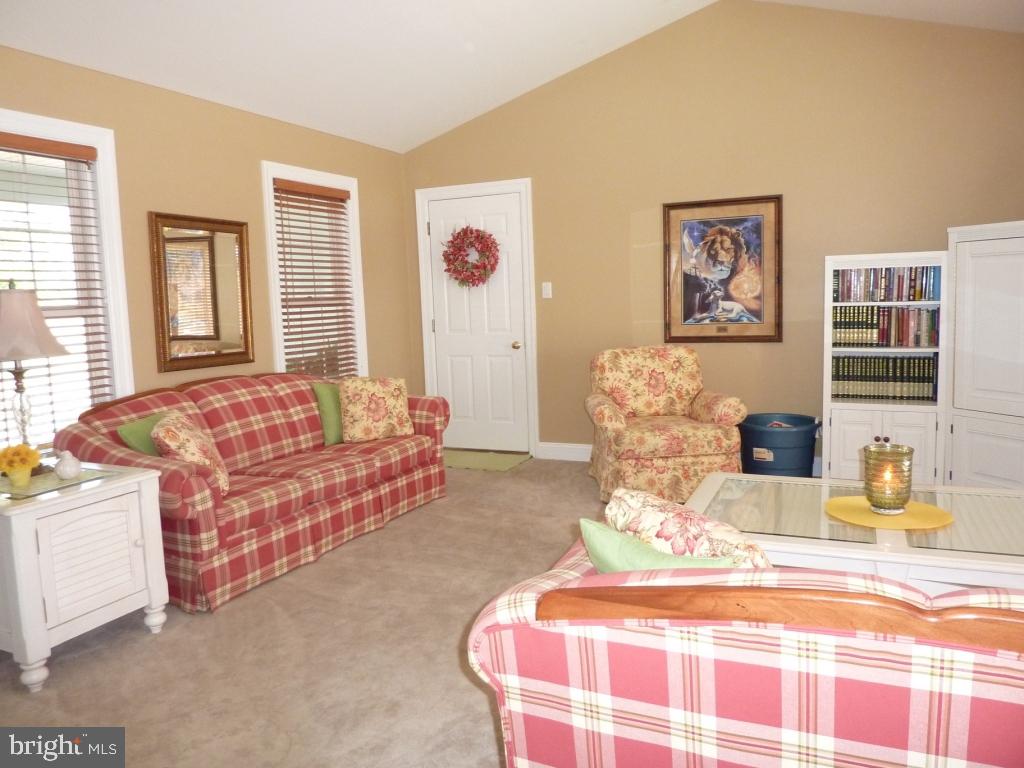 230 West Church Road Stevens, PA 17578 - Photo 4 of 58