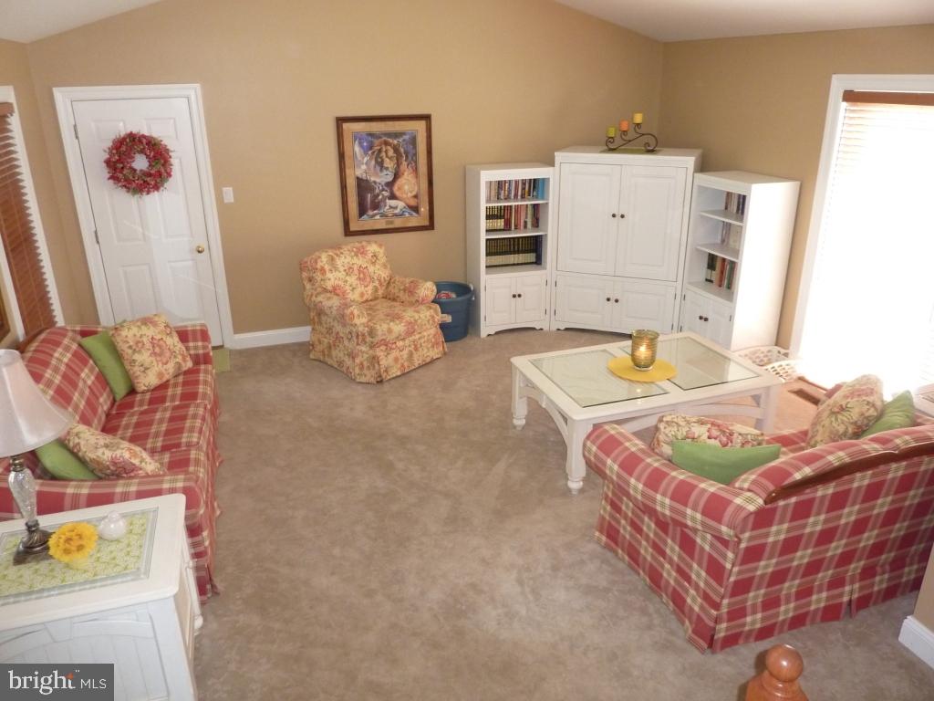 230 West Church Road Stevens, PA 17578 - Photo 5 of 58