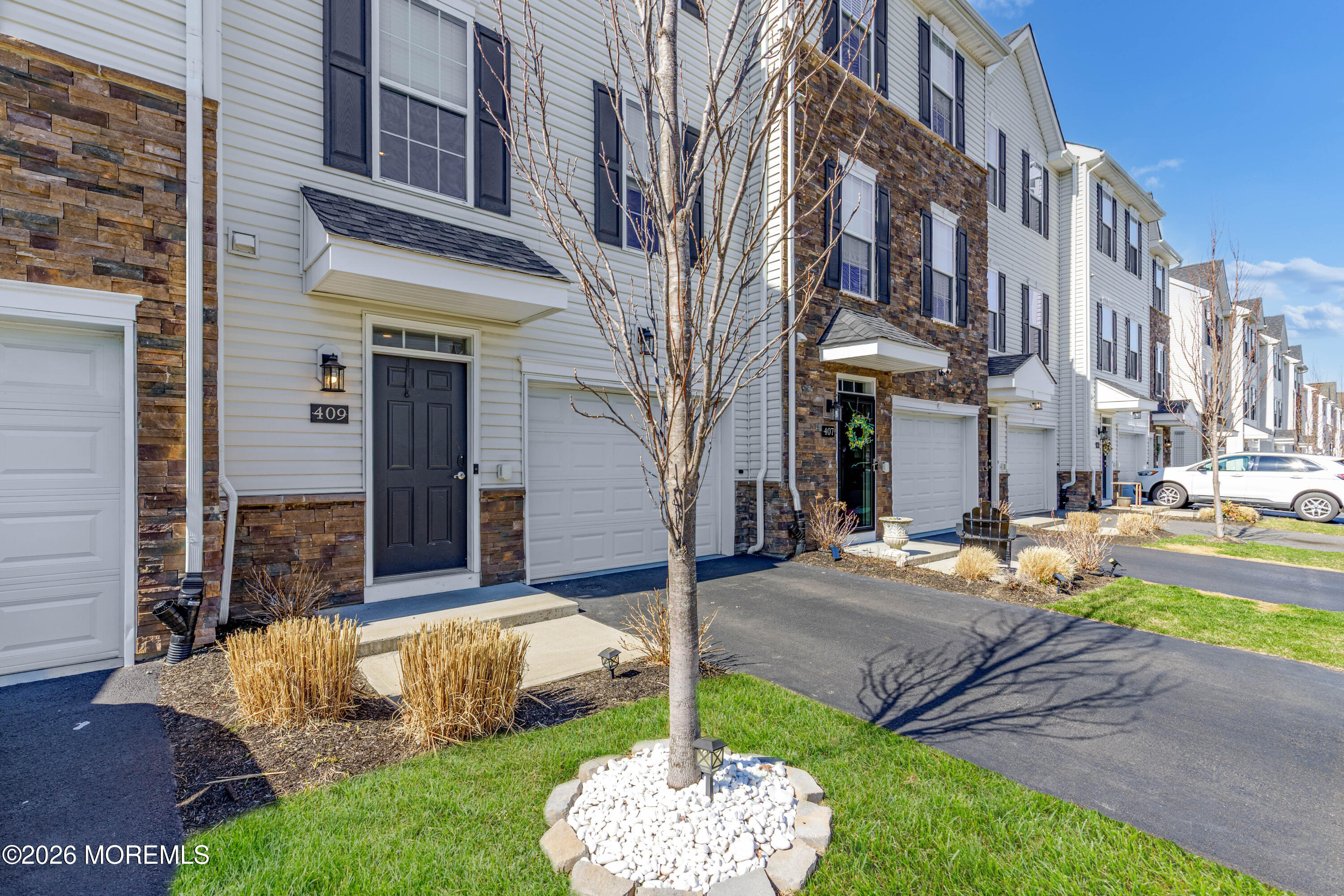 409 Spirit Way Brick, NJ 08723 - Photo 3 of 37 Exterior-2
