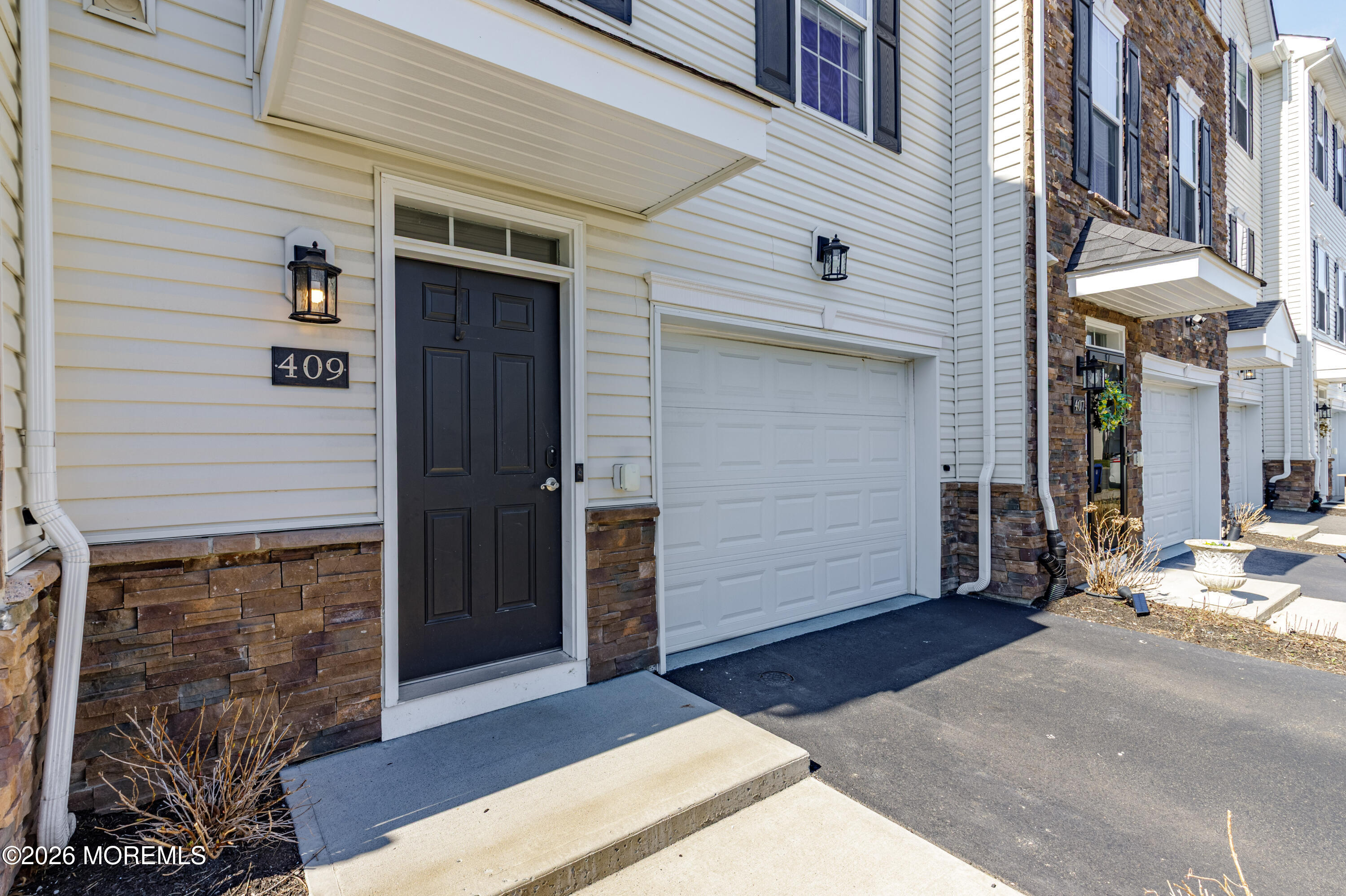 409 Spirit Way Brick, NJ 08723 - Photo 4 of 37 Exterior-3