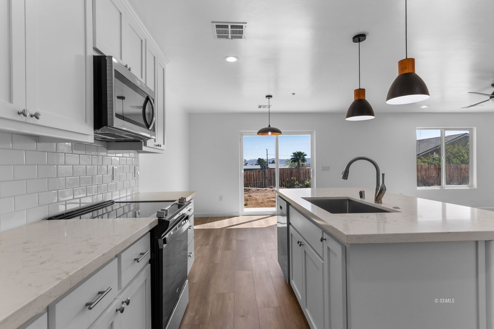 1216 South Sims Ridgecrest, CA 93555 - Photo 11 of 28