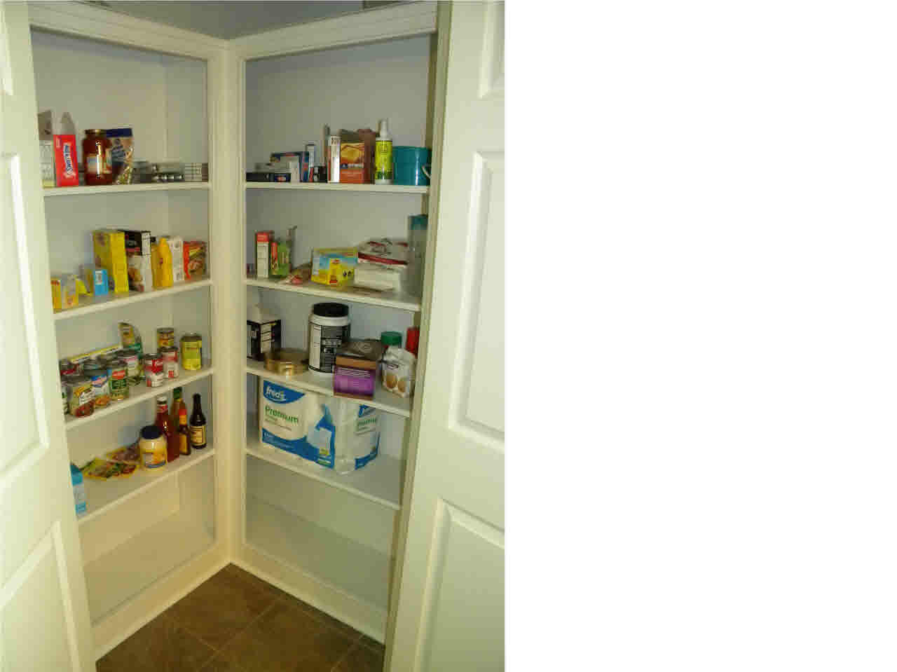 501 Springhill Place Brandon, MS 39047 - Photo 14 of 20 Pantry