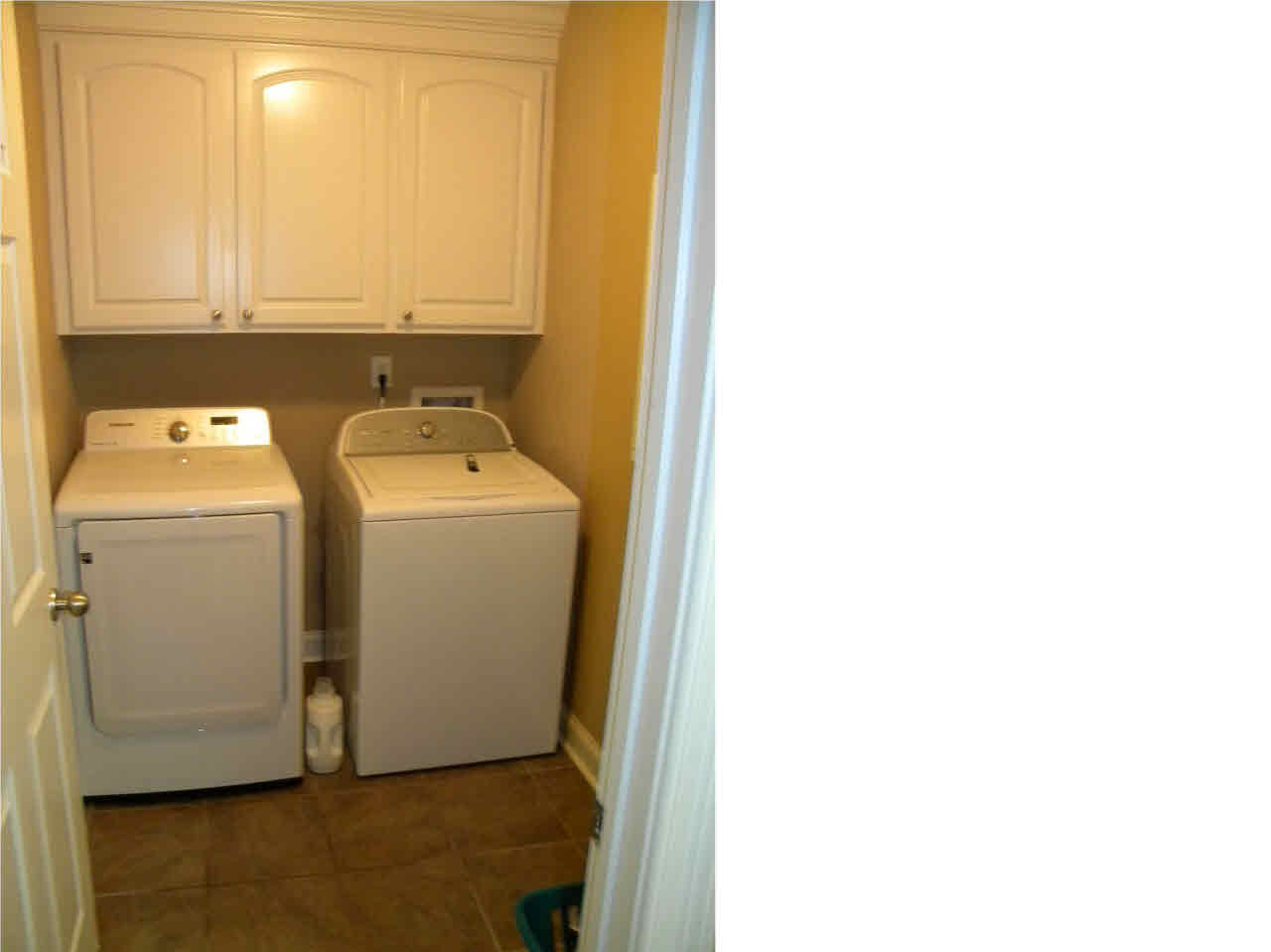 501 Springhill Place Brandon, MS 39047 - Photo 18 of 20 Laundry