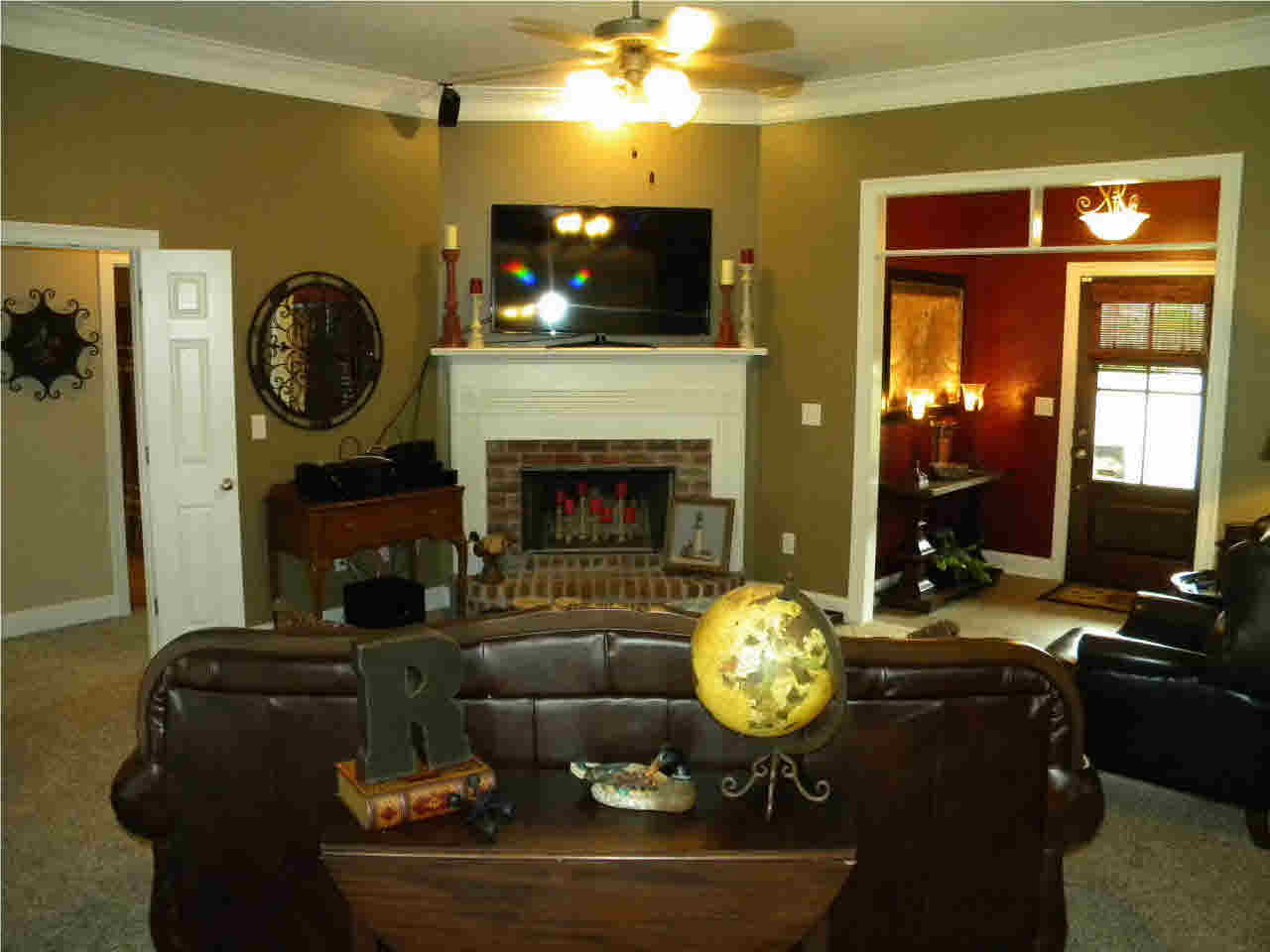 501 Springhill Place Brandon, MS 39047 - Photo 5 of 20 Living Room from Dining Area
