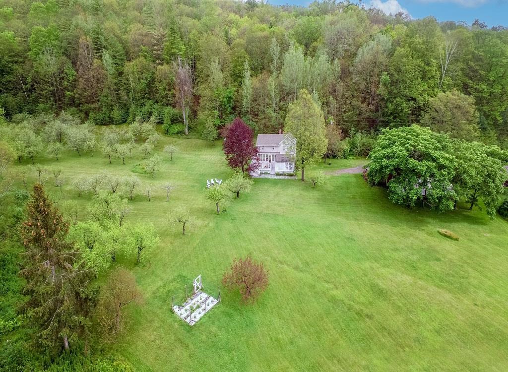183 Bluebell Lane Castleton, VT 05743 - Photo 5 of 40 Gallery Image 5